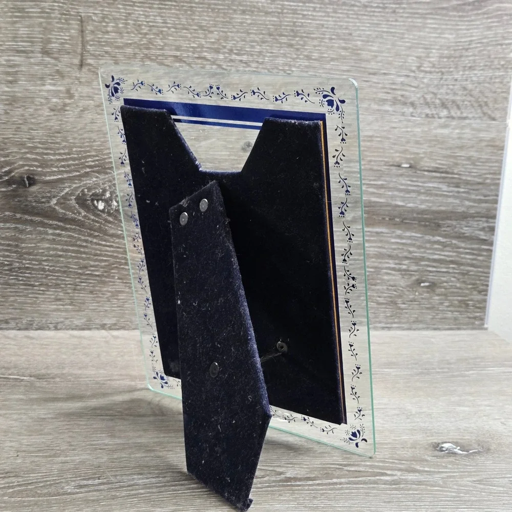Vintage Beveled Glass Picture Frame Etched Floral Border Desktop Photo Holder 9